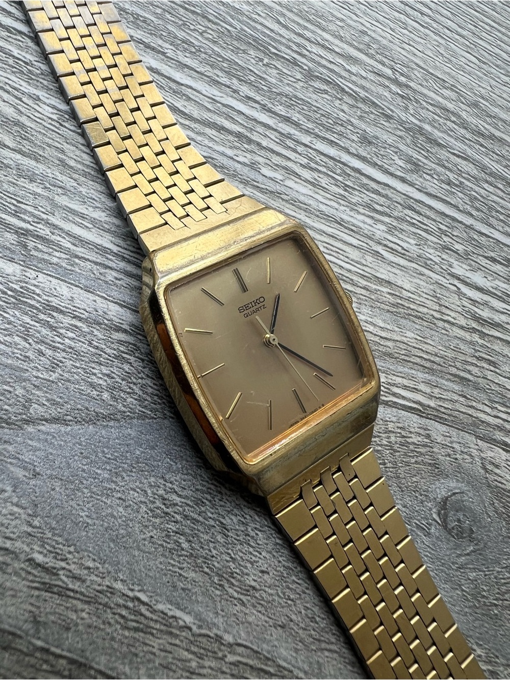Seiko Gold Tone Rectangular Bracelet Watch - Picture 2 of 7